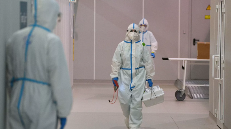 В России зарегистрировали 19 492 случая коронавируса за сутки