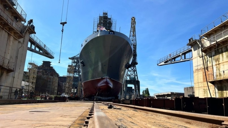 &laquo;В следующем году будет поднят флаг ВМФ&raquo;: в Калининграде спустили на воду БДК &laquo;Владимир Андреев&raquo;