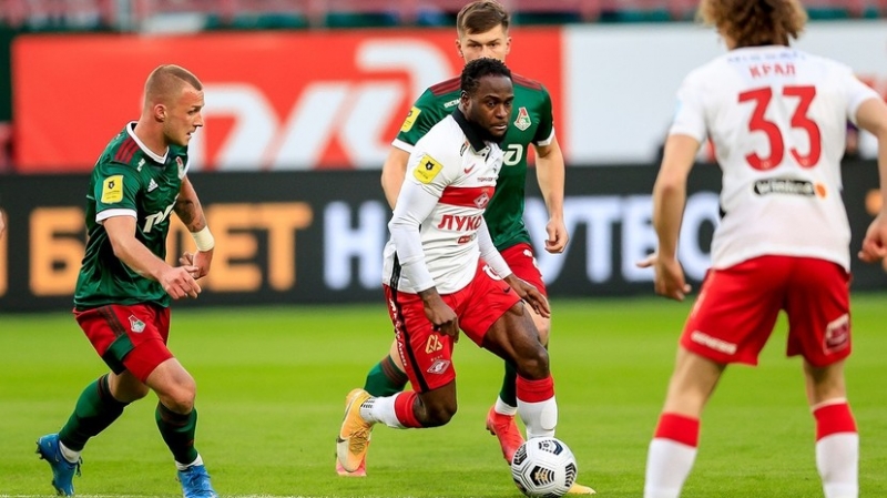 В &laquo;Спартаке&raquo;&nbsp;считают, что арбитр Левников нарушил регламент в ситуации с Сухиной