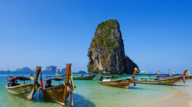 В Таиланде 36 человек пострадали в ДТП с туристическим автобусом