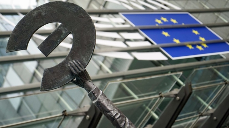 &laquo;В угоду политическим соображениям&raquo;: к каким последствиям может привести решение ЕС использовать прибыль от активов РФ