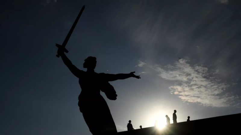 В Волгограде возбудили дело из-за возможного осквернения захоронения на Мамаевом кургане