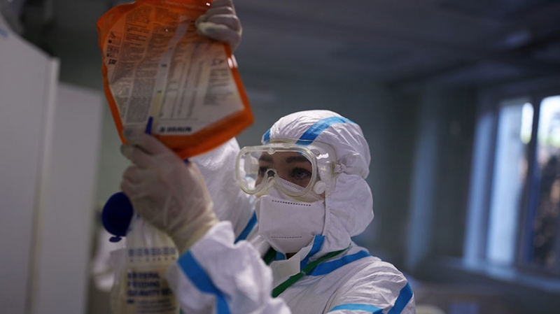 &laquo;Вирус продолжает распространяться&raquo;: в России выявили 25 667 новых случаев COVID-19