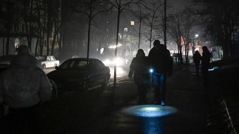 Власти Киева сообщили, что экстренные отключения будут продолжаться всю зиму