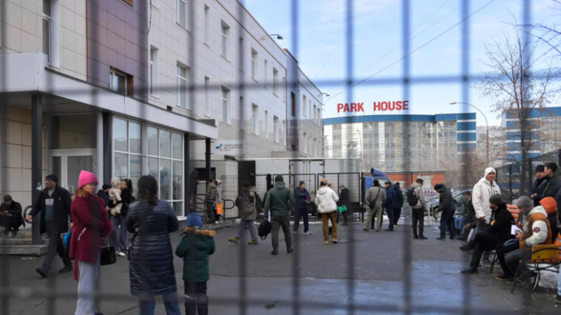 Власти вводят новые пошлины для мигрантов с 1 сентября