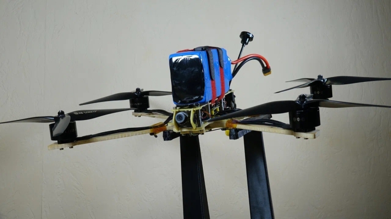 &laquo;Воробей&raquo;, &laquo;Ёжик&raquo;, &laquo;Косатка&raquo;: глава КБ &laquo;Спектр Инжиниринг&raquo; &mdash; о новых воздушных, наземных и речных российских дронах