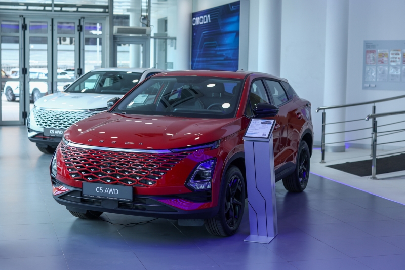 Впервые за десять месяцев: средняя цена нового легкового автомобиля в России упала ниже 3 млн рублей