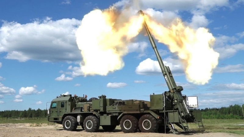 &laquo;Выдержала попадание из HIMARS&raquo;: как новейшая российская колёсная гаубица 2С43 &laquo;Мальва&raquo; применяется в ходе СВО