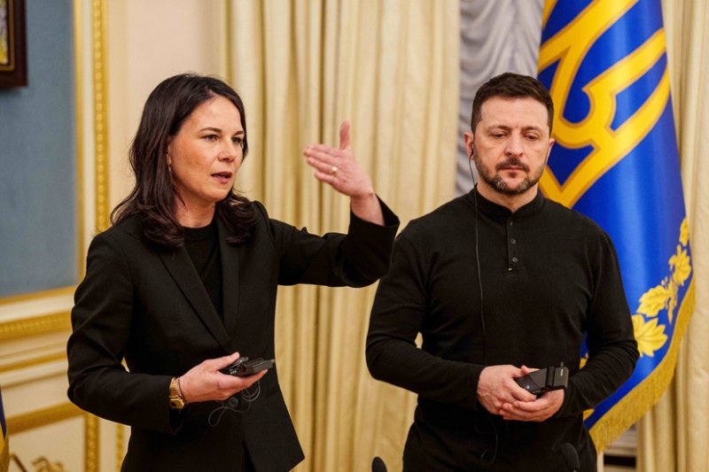 &laquo;Выиграть время&raquo;: почему страны Европы продолжают финансировать Киев и выделять ему новую военную помощь