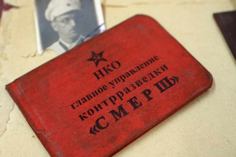 &laquo;Выявляли агентуру, диверсантов, террористов&raquo;: ФСБ опубликовала рассекреченные документы о работе Смерша