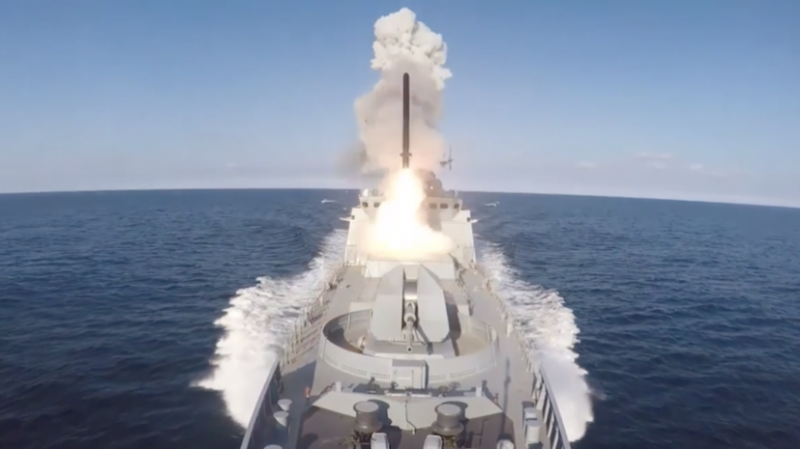 Высокоточными ракетами «Калибр»: Минобороны РФ сообщило об уничтожении 50 генералов и офицеров ВСУ