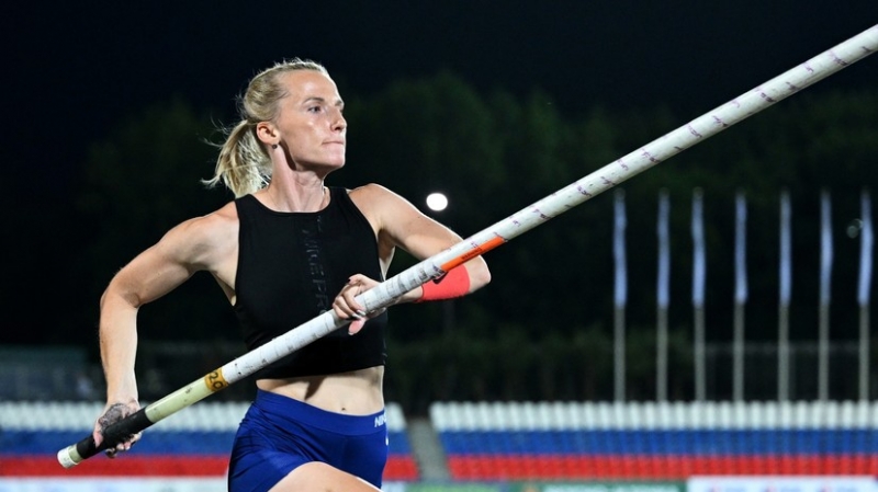 Взлетела выше Исинбаевой: как Сидорова выиграла чемпионат России по лёгкой атлетике с лучшим результатом сезона в мире