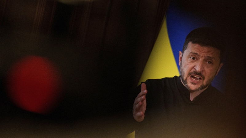 WP: западные чиновники отговорили Зеленского от крайних мер на переговорах