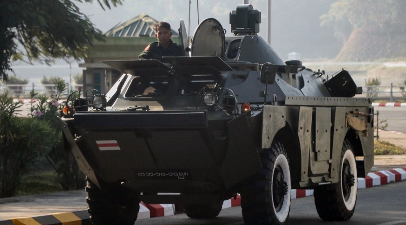 Задержание руководства страны, переход власти к военным и режим ЧП на год: что известно о событиях в Мьянме