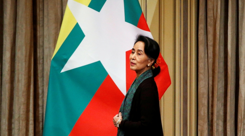 Задержание руководства страны, переход власти к военным и режим ЧП на год: что известно о событиях в Мьянме