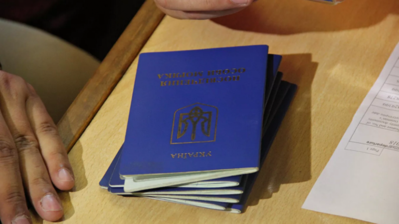 Замглавы МИД: Россия не собирается вводить визы для граждан Украины