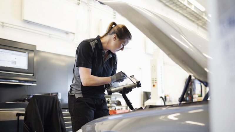 Запрет на выброс бытовой техники, контроль за оружием и работа для инвалидов: что изменится в жизни россиян в марте