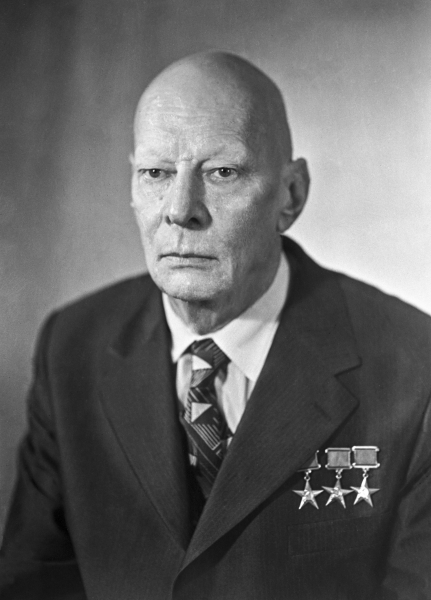 Золотая медаль «Серп и Молот»: год учреждения, награждённые