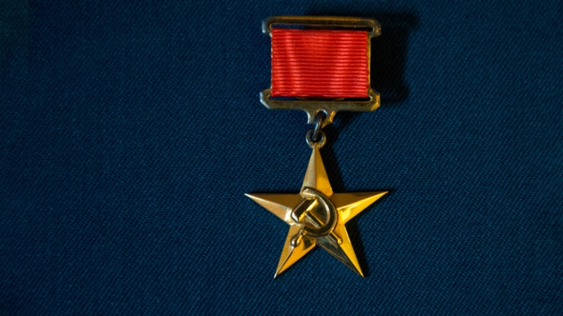 Золотая медаль «Серп и Молот»: год учреждения, награждённые