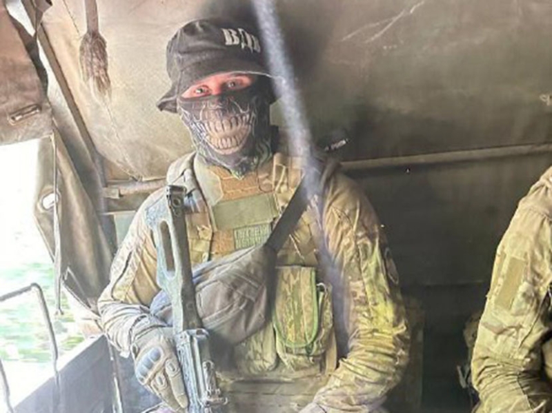 «Зов предков»: российский десантник с позывным Ван Дамм рассказал RT о боях под Часовым Яром